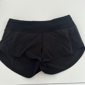 black lululemon shorts i have size 2 and 4